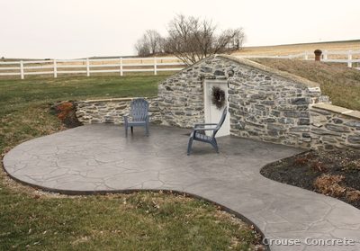 Stamped Stone-Pattern Patio